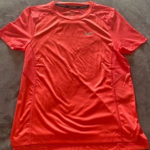Nike short sleeve